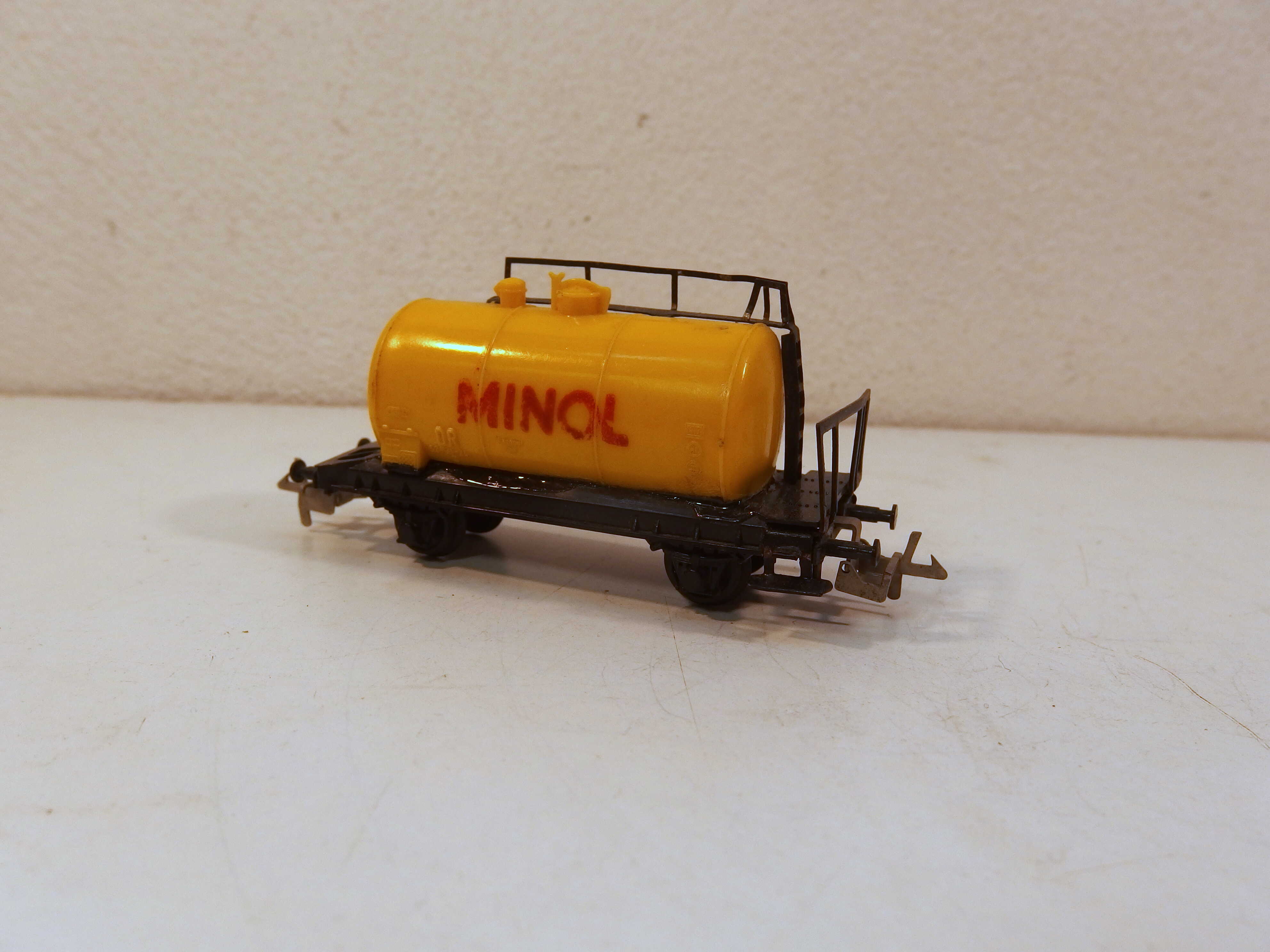 2osá cisterna Minol DR 25121