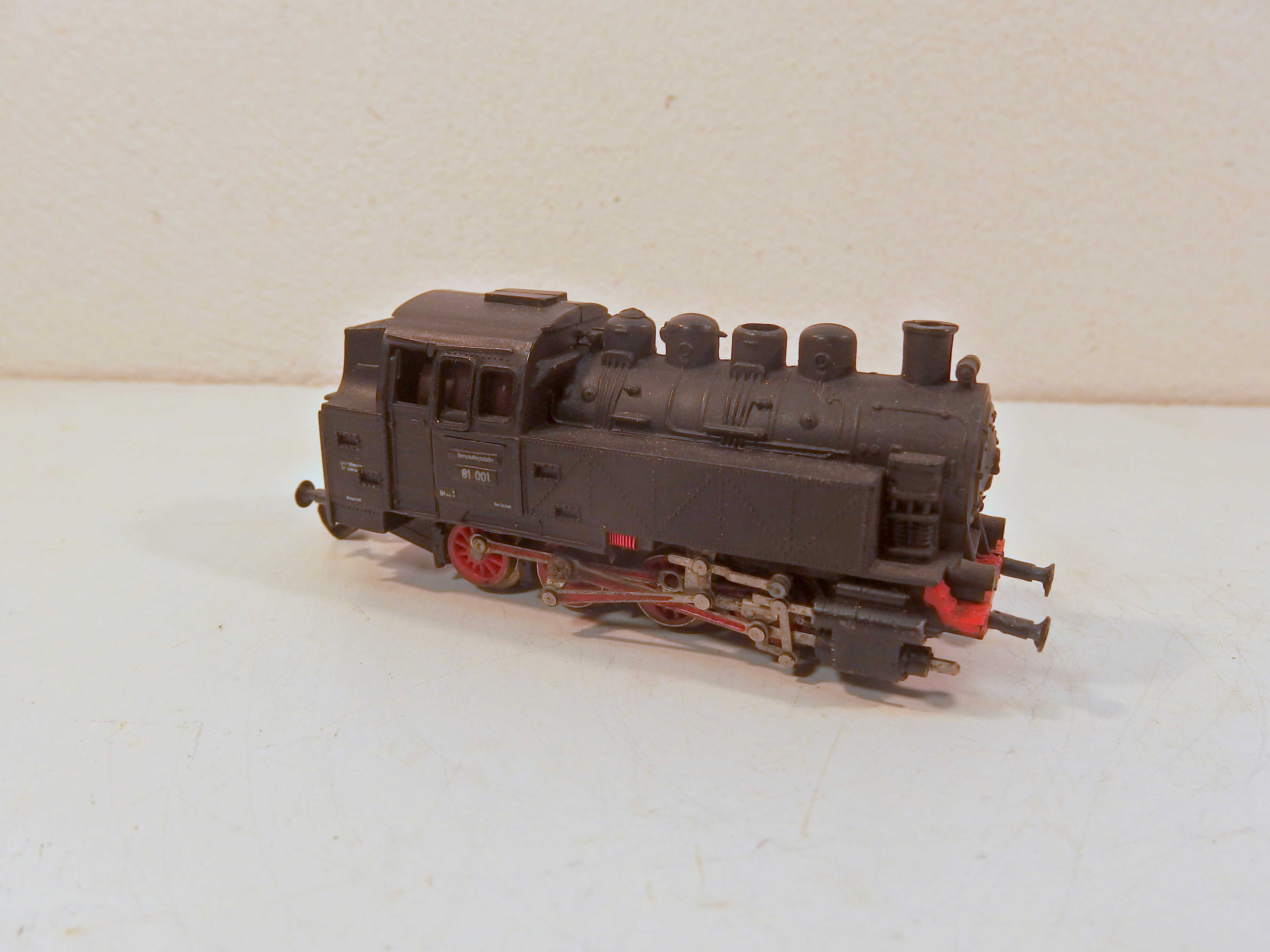 Lokomotiva BR 81 001 TT 03022