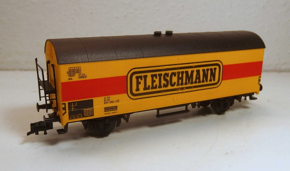 2osý  krytý vůz Fleischmann DB  HO 011026