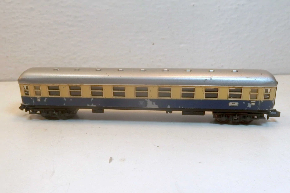 4osý osobní vůz  DB N 12725