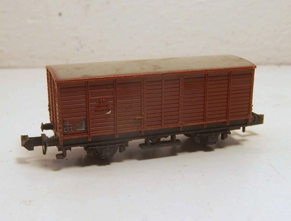 2osý krytý vůz  DB  N 079026