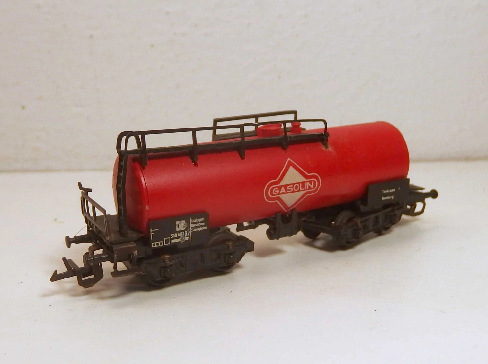 4osá cisterna  Gasolin    TT 190025