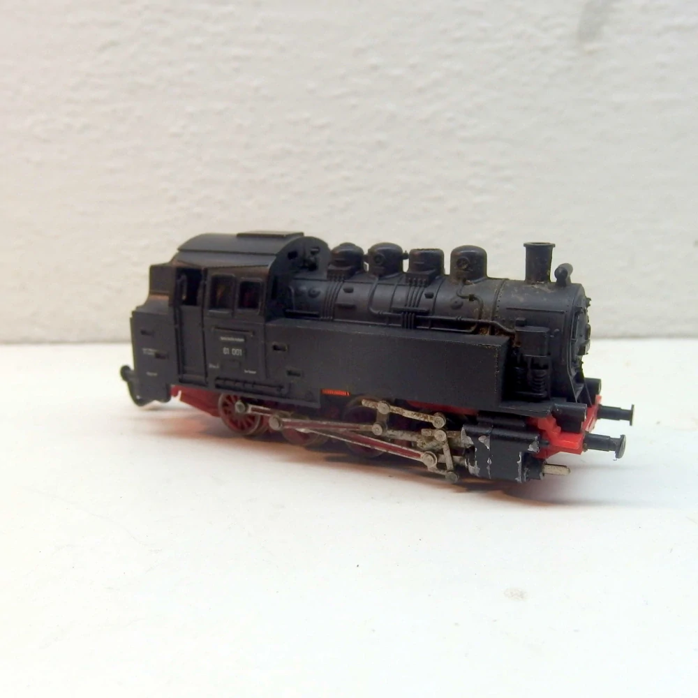 Lokomotiva BR 81 001 TT 03022