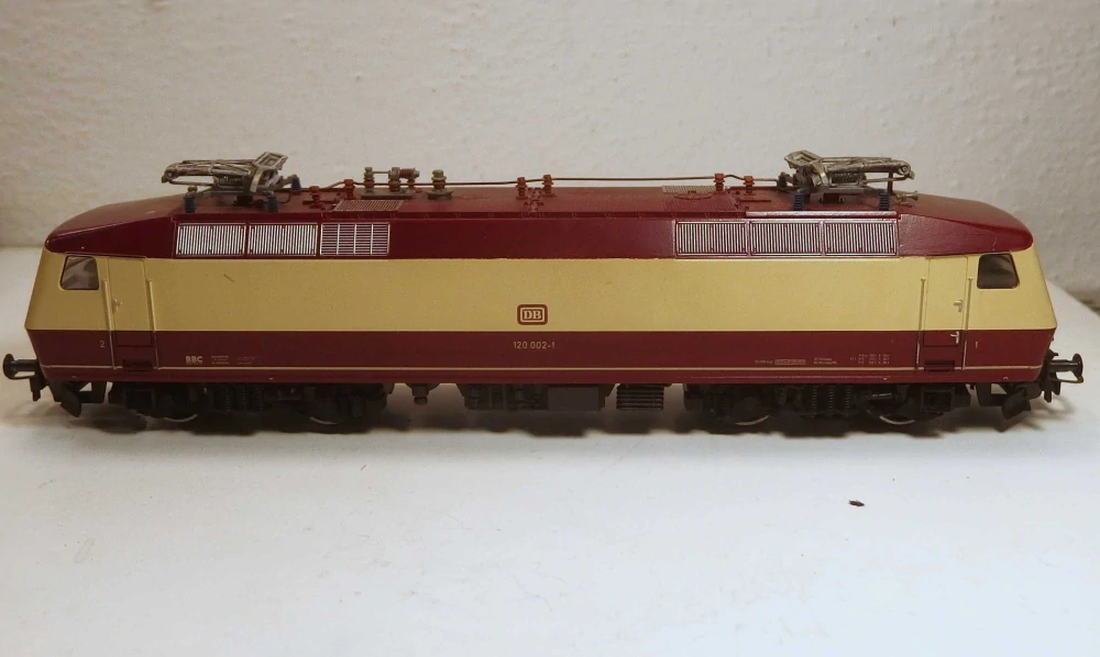 Lokomotiva E 120 002-1 DB HO 006026