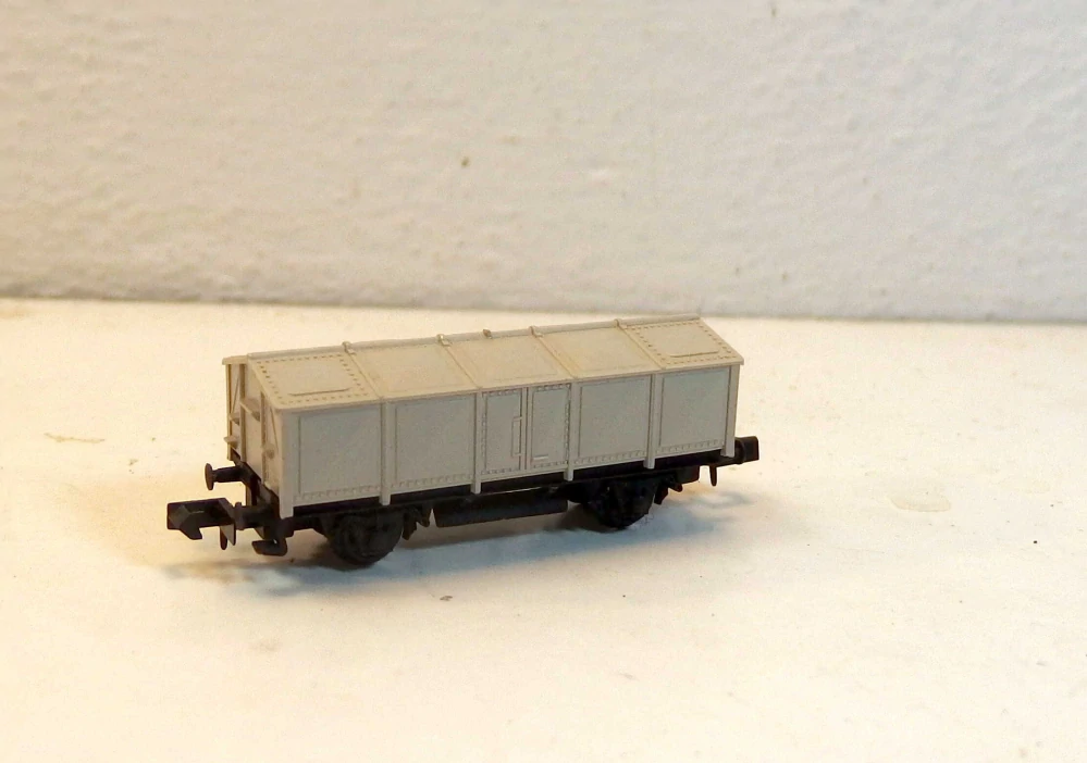 2osý krytý vůz DB   N 185025