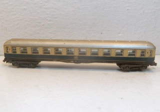 4osý osobní vůz DB  12725