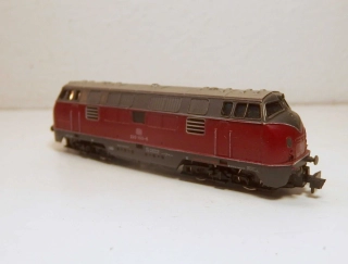 Lokomotiva BR 220 103-6 DB N 237025